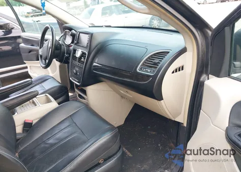 2012 Chrysler Town & Country Touring z USA, uszkodzony, nr VIN 2C4RC1BG4CR348635